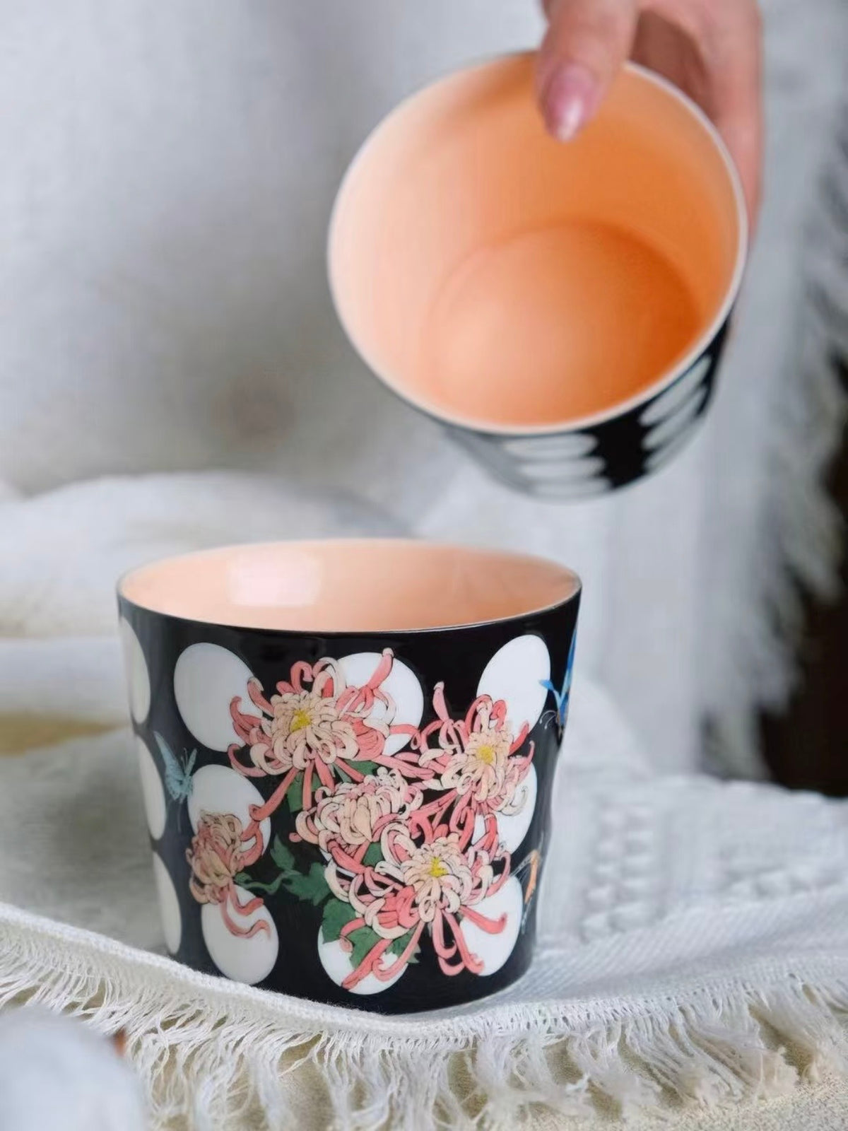 Ease Space Collection – Porcelain Tumbler with Chrysanthemum Motif, 300ml